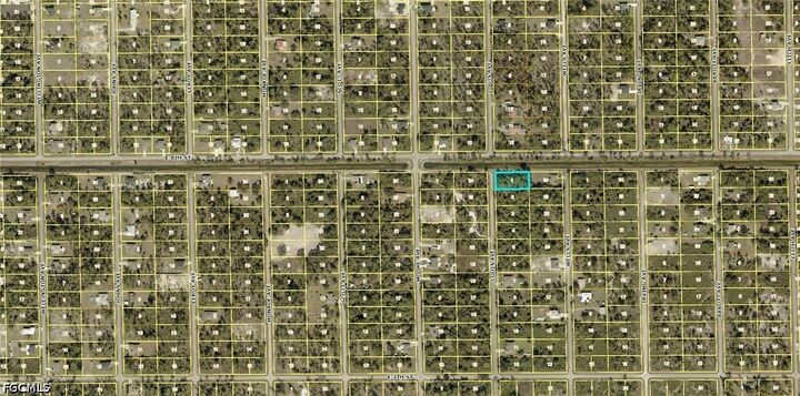 Property Photo: 722 Louis Avenue FL 33972