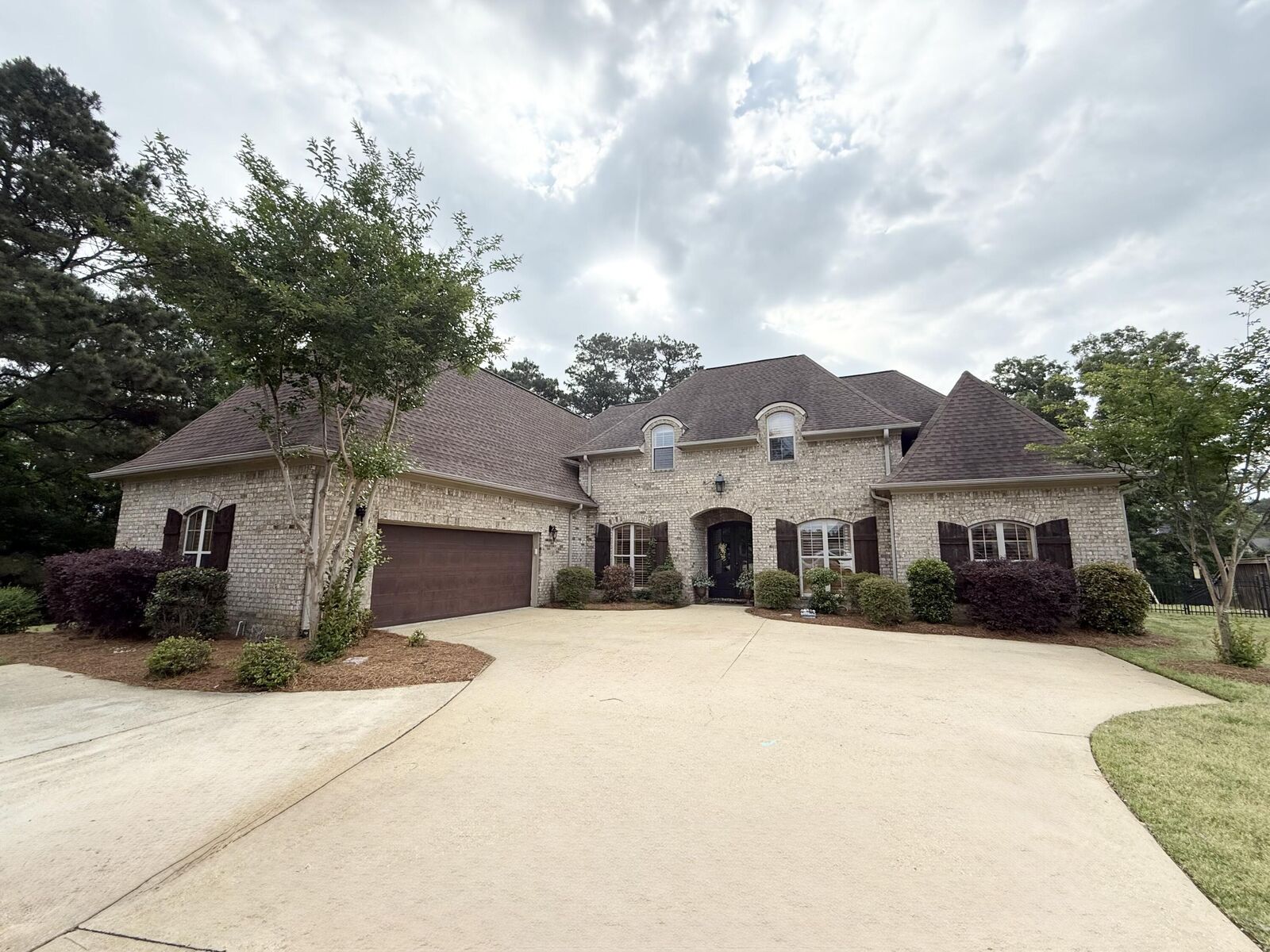 Property Photo:  114 Parkside Cv.  MS 38866 