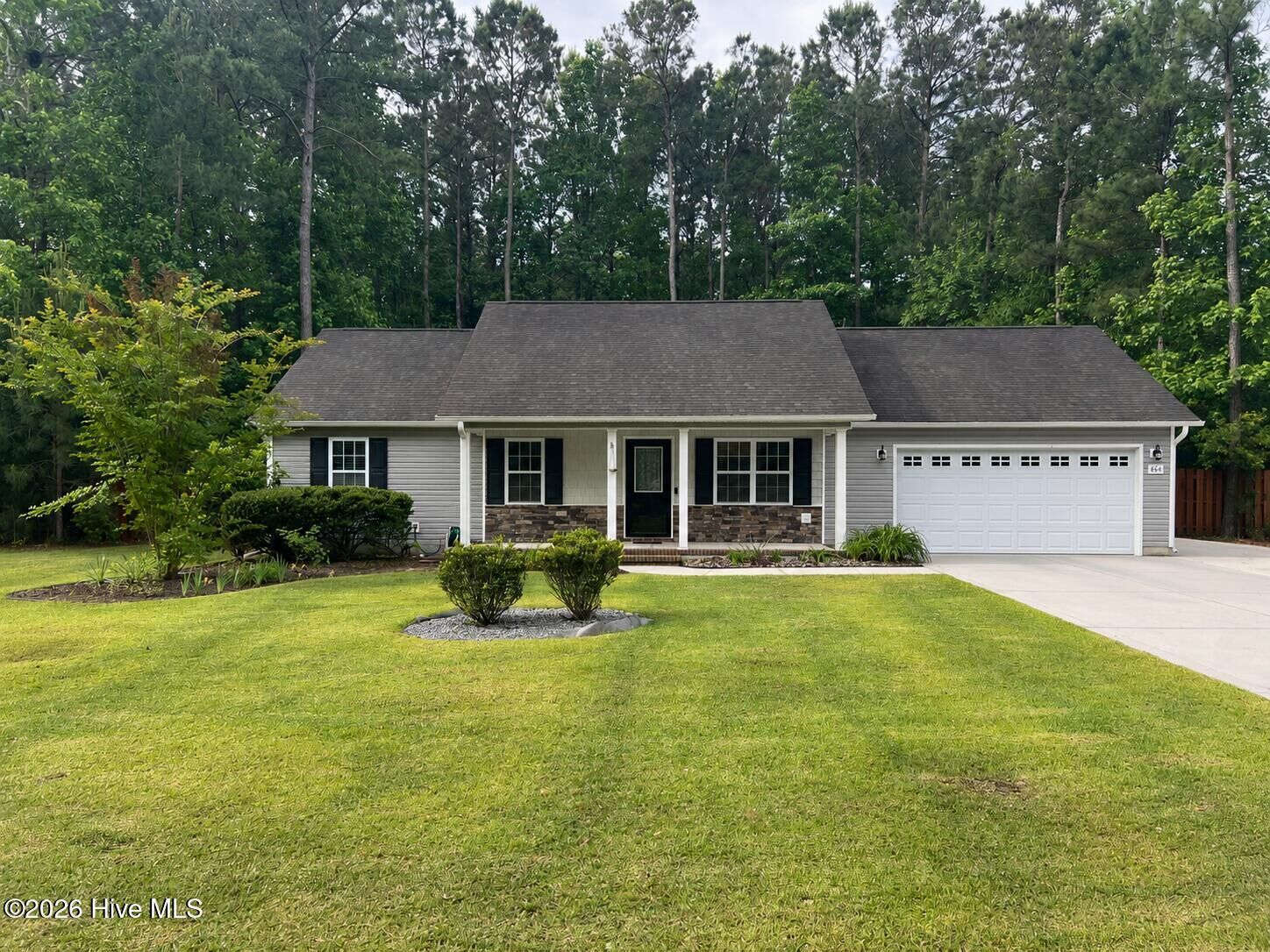 Property Photo:  864 Old Folkstone Road  NC 28460 