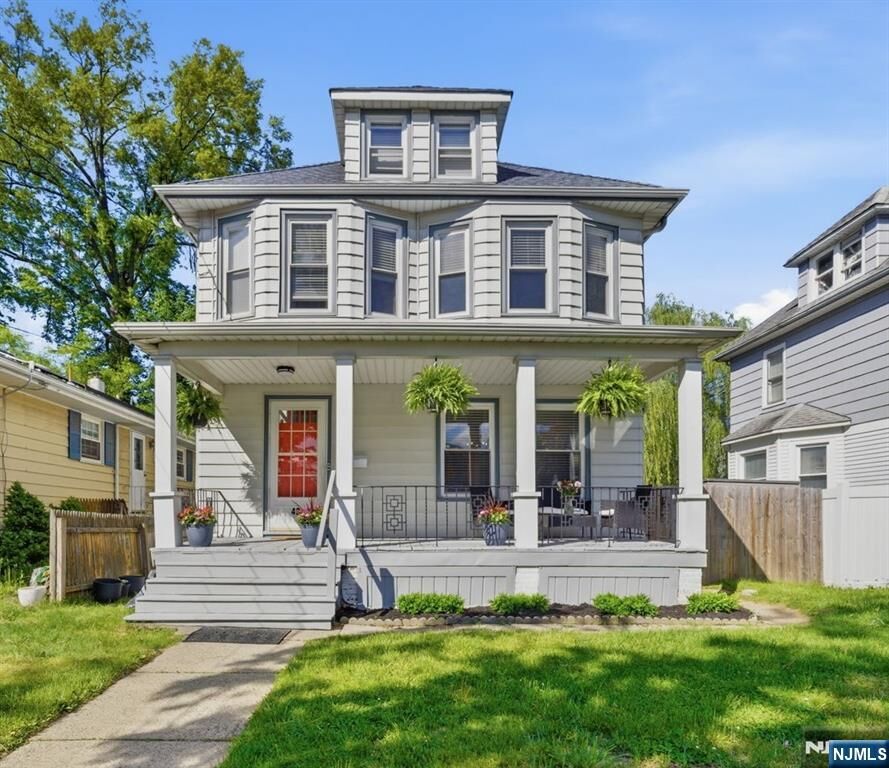 Property Photo:  42 Spring Valley Avenue  NJ 07601 