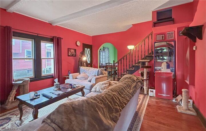 Property Photo:  33 Henry Street  OH 44017 