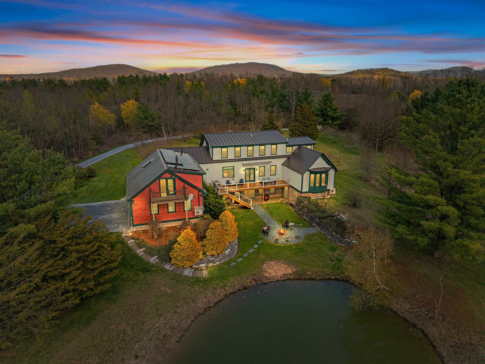 Property Photo:  1576 Ferry Road  VT 05445 