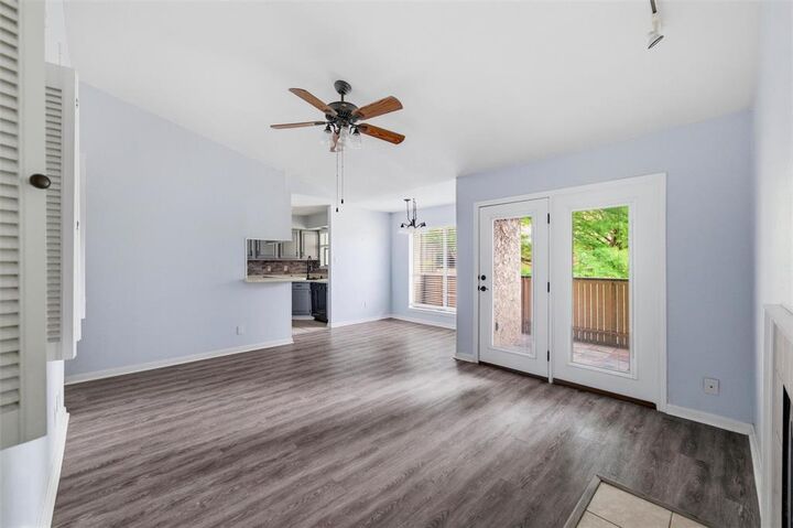 Property Photo:  1212 Horizon Trail 3621  TX 76011 