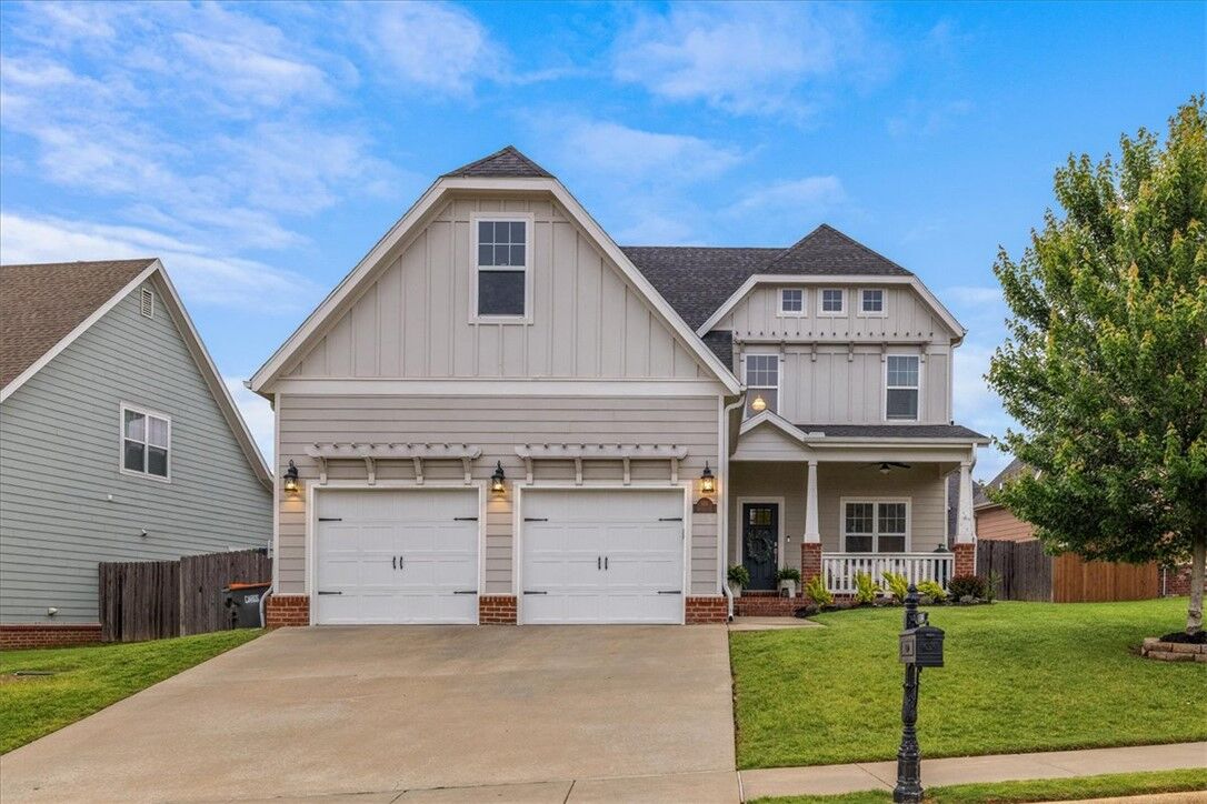 Property Photo: 1114 Chancery Lane AR 72718