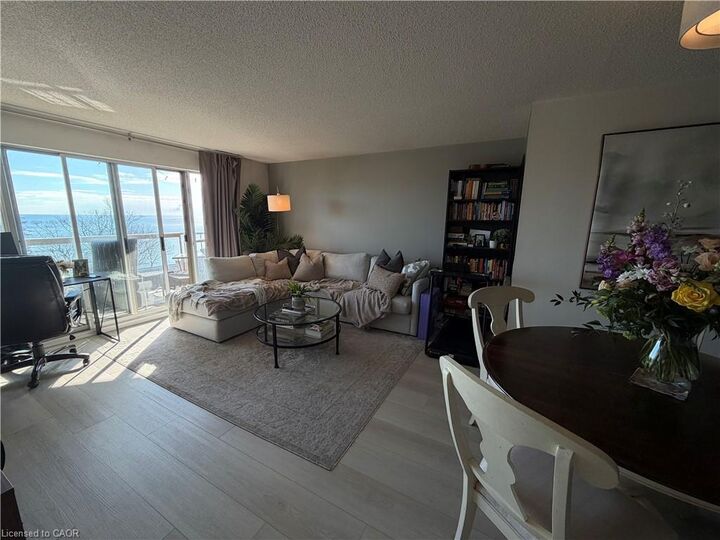 Property Photo:  2210 Lakeshore Road Ph1  ON L7R 4J9 
