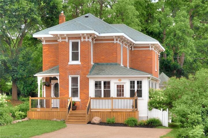 Property Photo:  2027 Victoria Street  ON N0G 1X0 