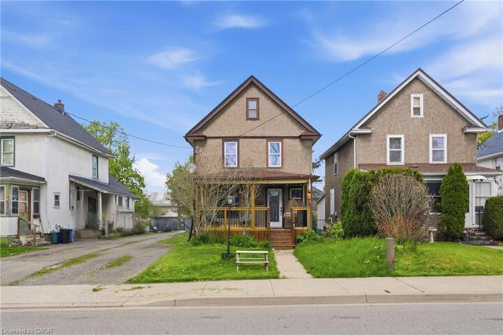 54 Evan Street — photo 1