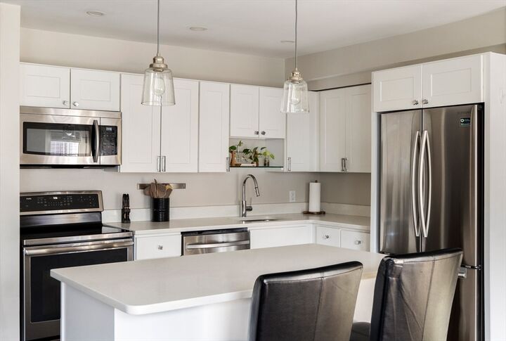 Property Photo:  94 Russell St 94  MA 02129 