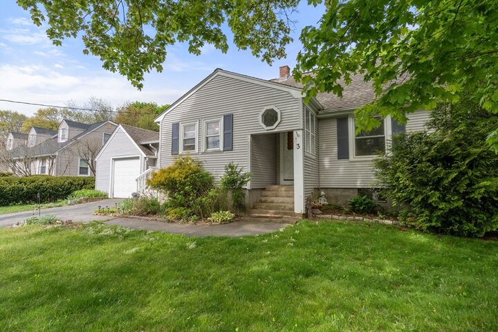 Property Photo:  3 Bunker Ln  MA 01760 