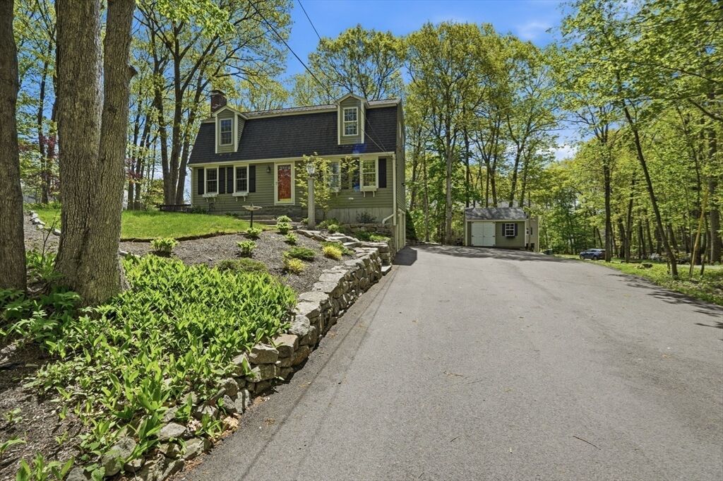Property Photo:  562 High St  MA 02760 