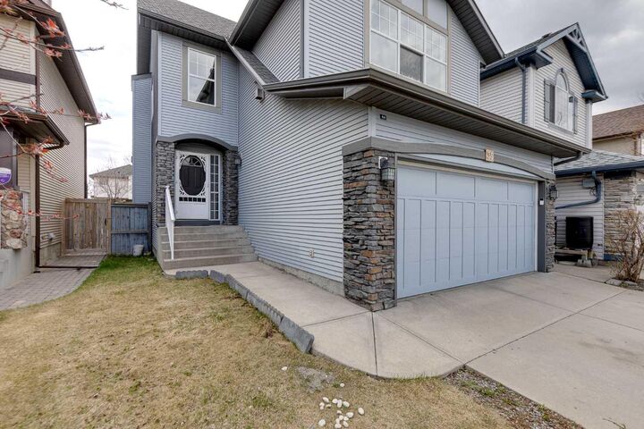 Property Photo:  35 New Brighton Manor SE  AB T2Z 4G8 