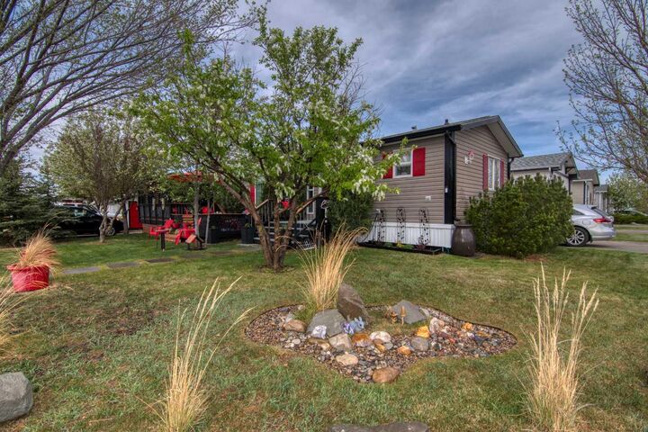 Property Photo:  501 Station Street  AB T1M 0A9 