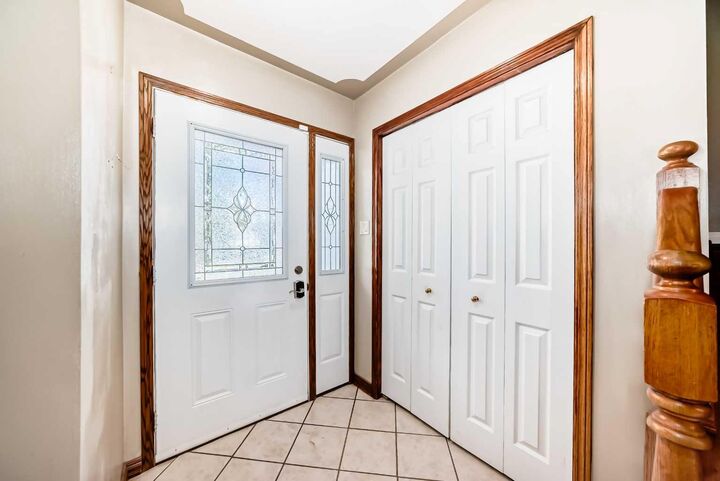 Property Photo: 4039 5 Avenue SW AB T3C 0C2