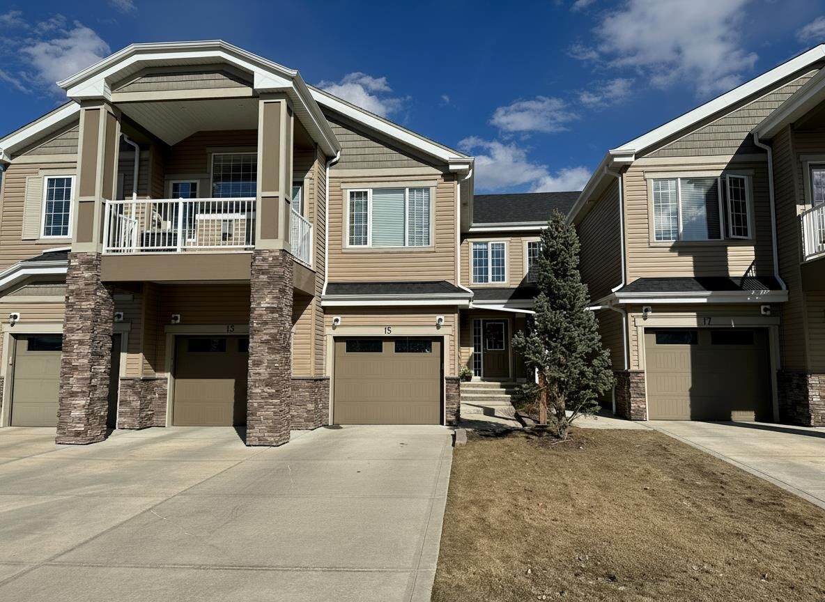 Property Photo:  15 Golden Crescent  AB T4P 2P9 