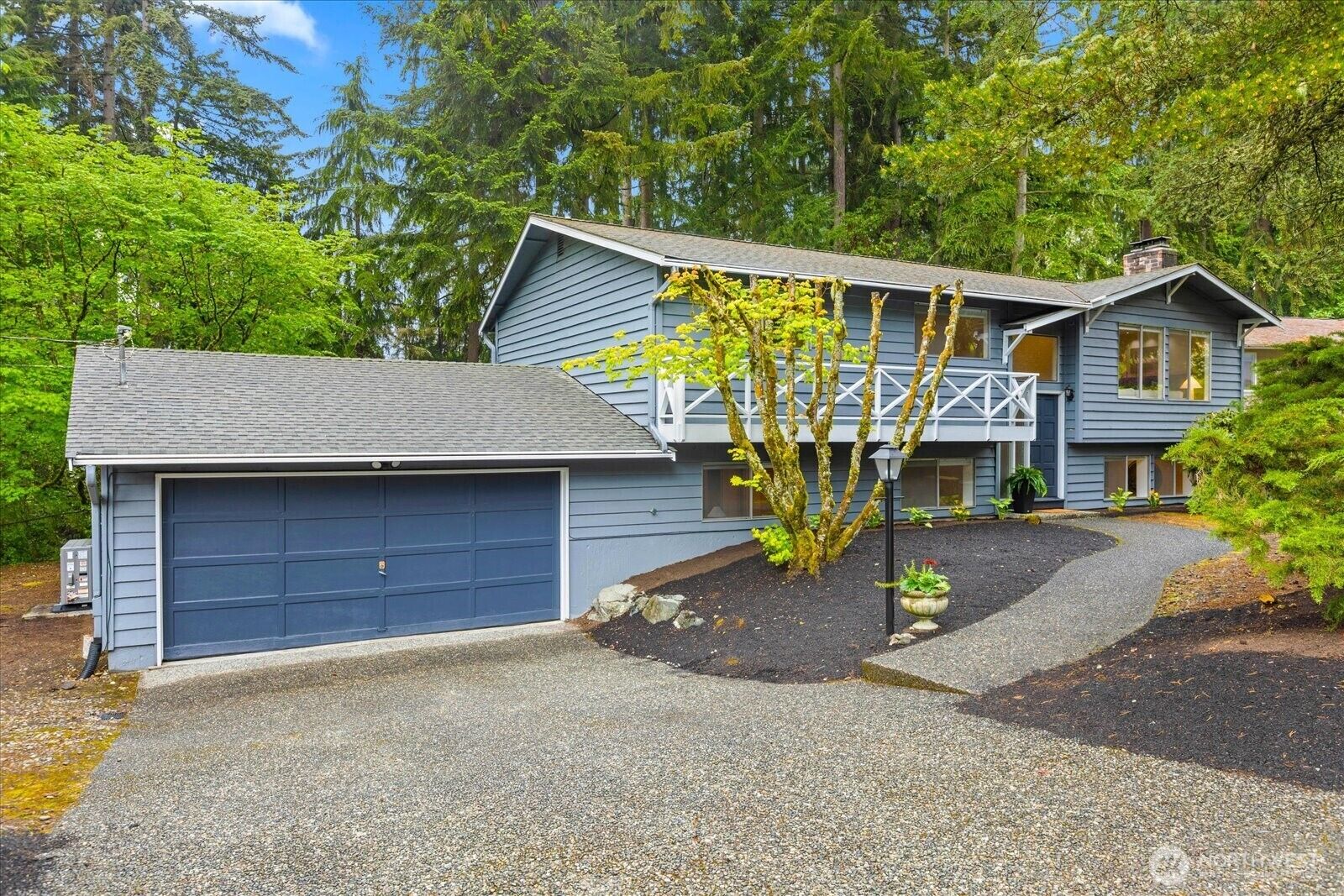 Property Photo:  6723  158th Place SW  WA 98026 