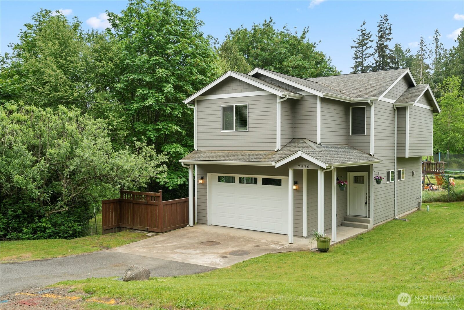 Property Photo: 7270 E Grandview Street WA 98366