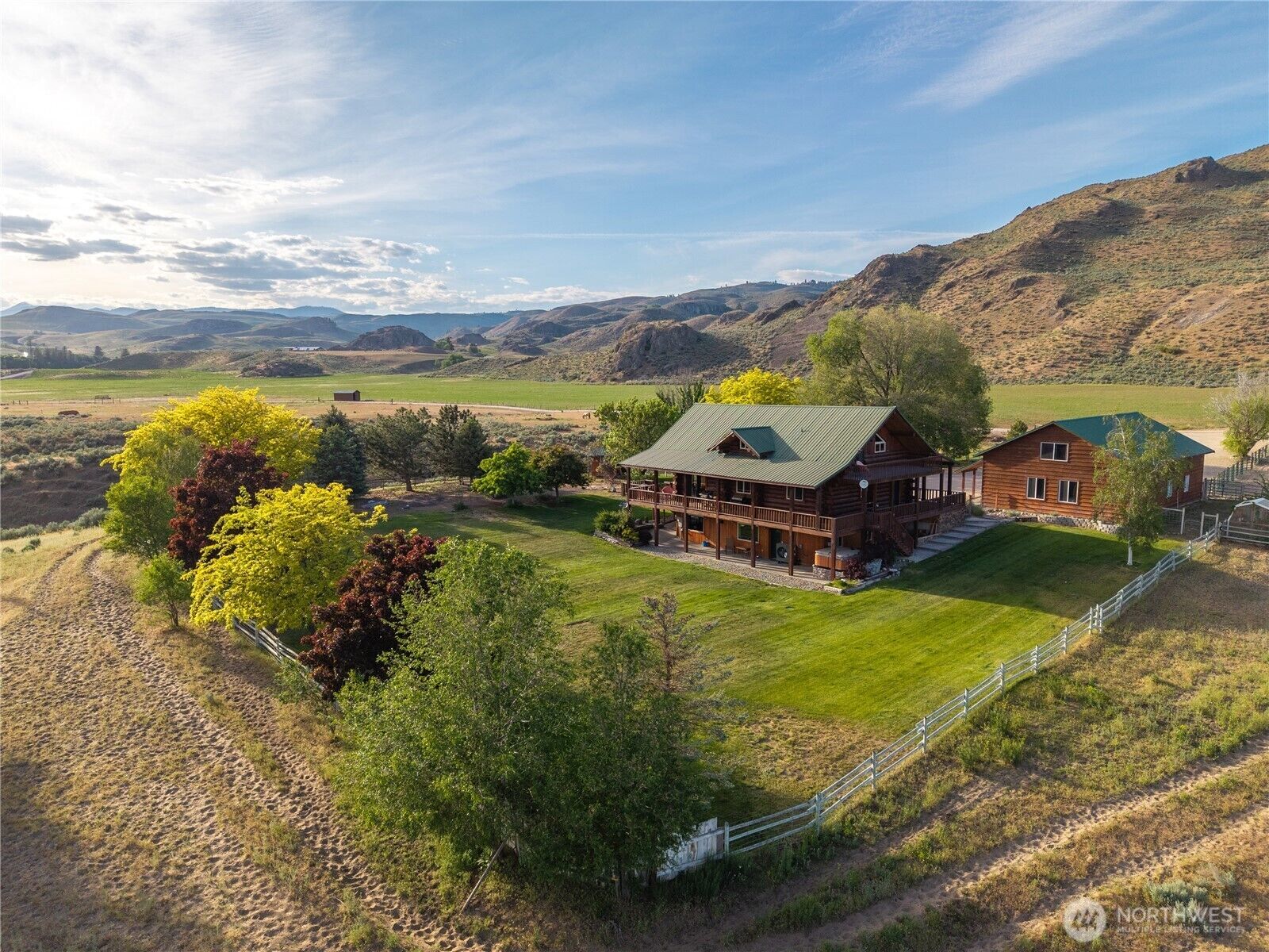 Property Photo: 112 Pine Creek Road WA 98855