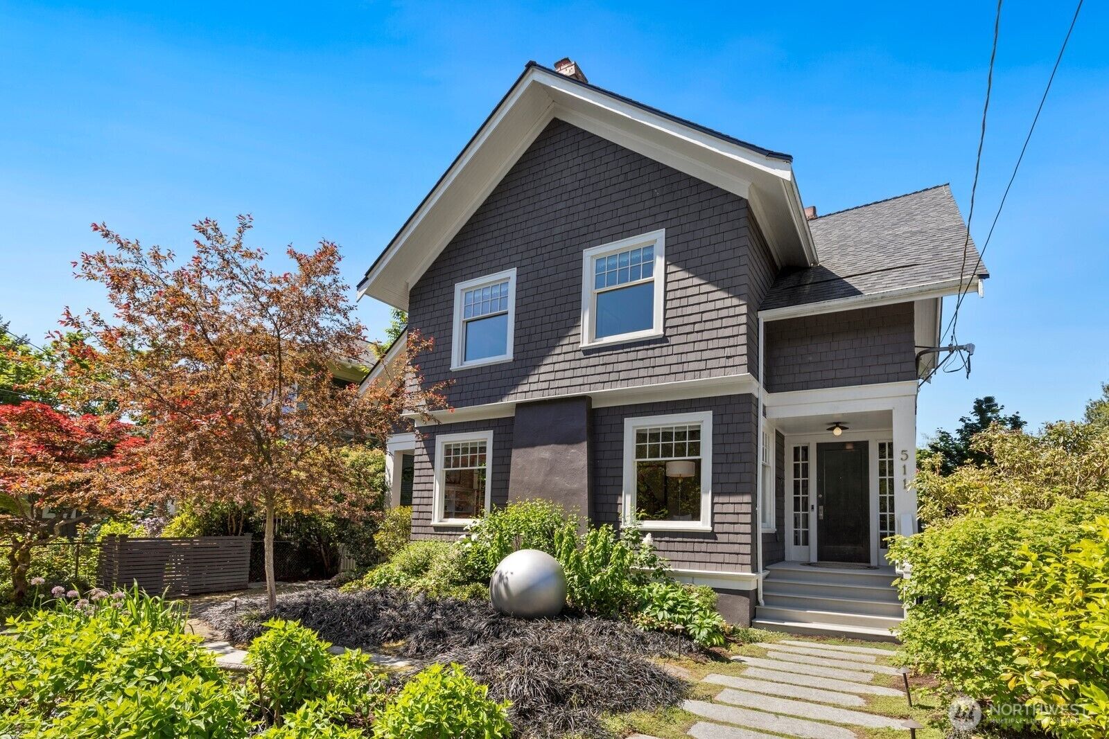 Property Photo: 511 33rd Avenue WA 98122