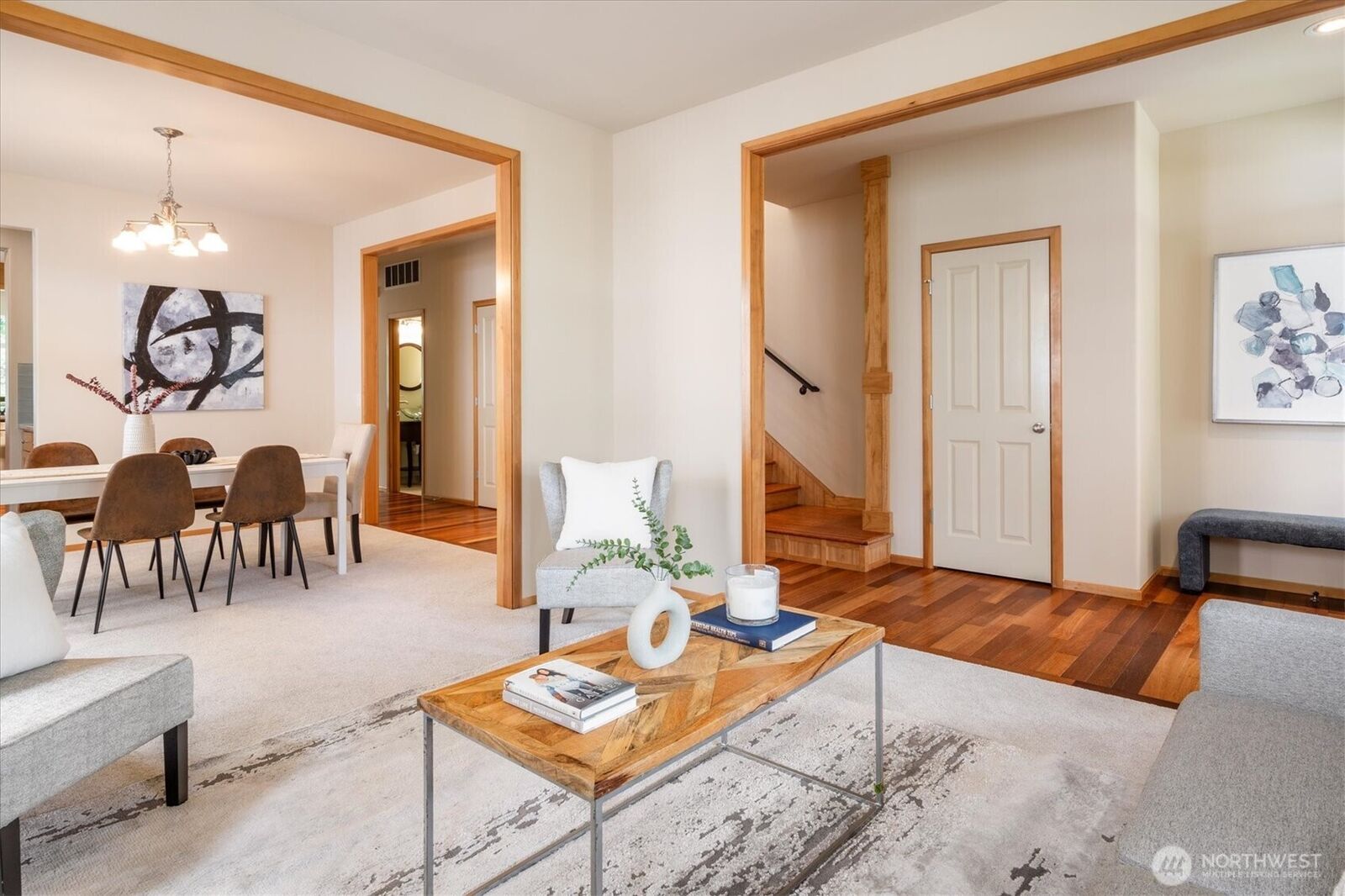Property Photo:  6008 NE 1st Circle  WA 98059 