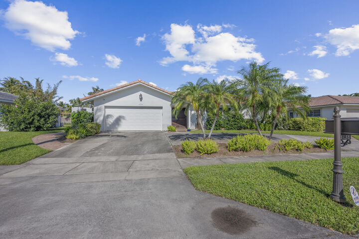 Property Photo: 1051 NW 9th Street FL 33486