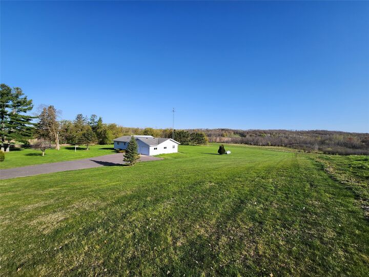 Property Photo:  W16250 County Road F  WI 54817 