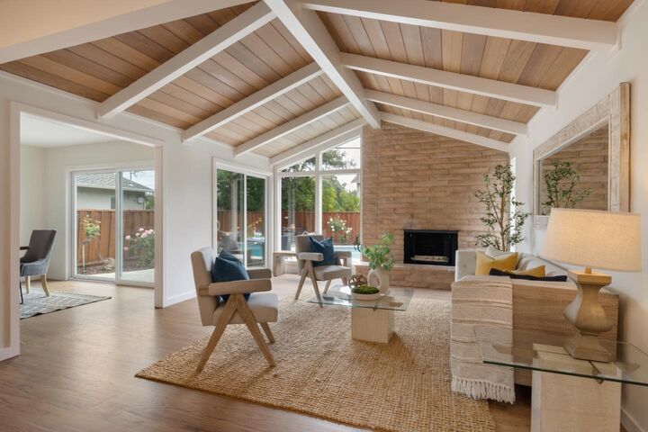 Property Photo:  343 Redwood Avenue  CA 95051 