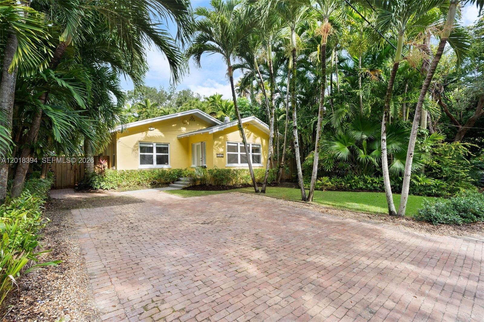 Property Photo:  2465 Inagua Ave  FL 33133 