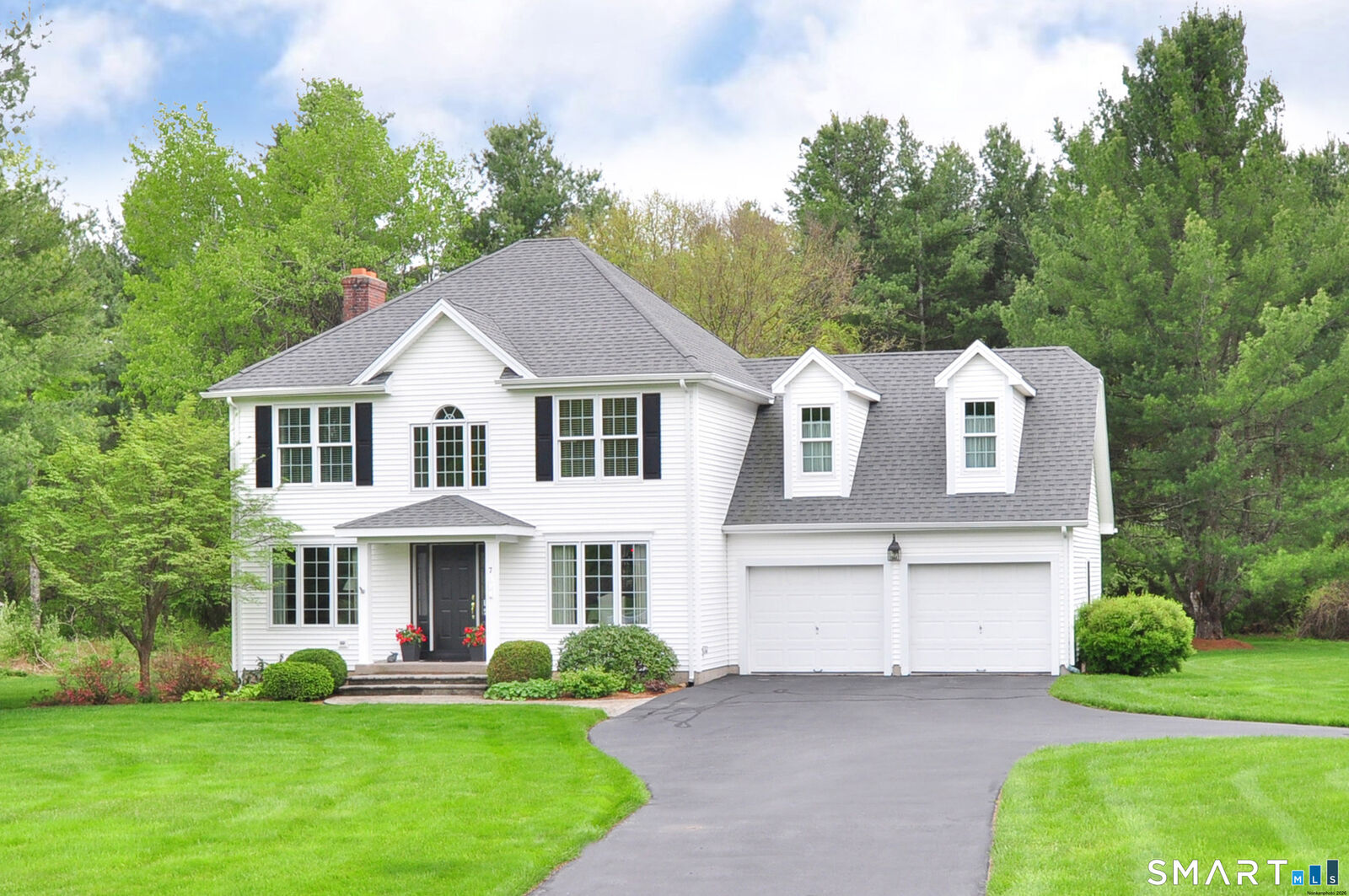 Property Photo: 7 Strawberry Fields Road CT 06035