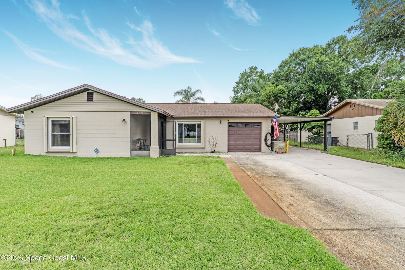 Property Photo:  1576 Liberty Tree Road  FL 32796 