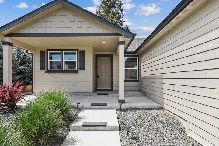 Property Photo:  920 S Pillar Rock Dr  WA 99224 