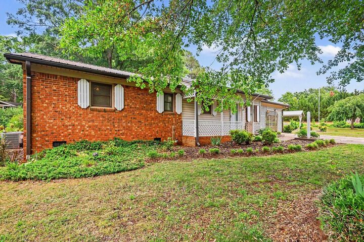 Property Photo:  285 Ball Park Road  SC 29349 