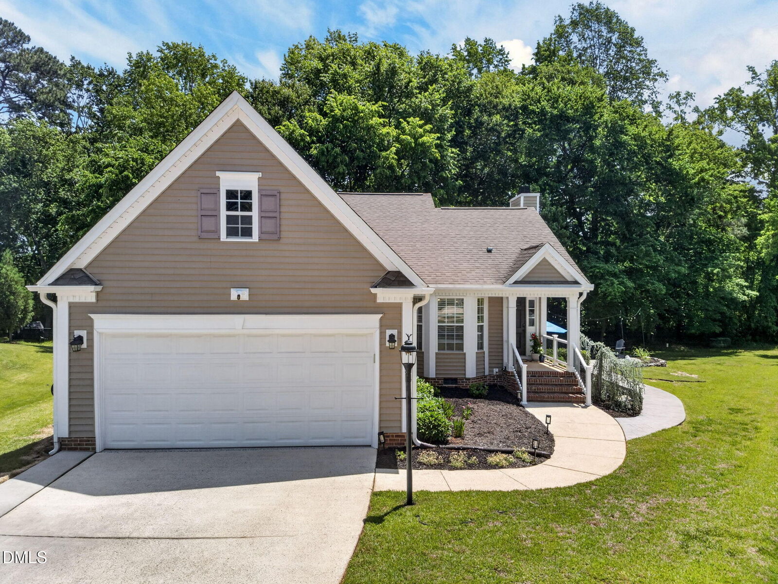 Property Photo: 337 Stone Hedge Court NC 27540