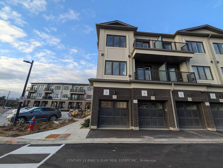 Photo de la propriété:  150 Matawin Lane  ON L4B 0H7 