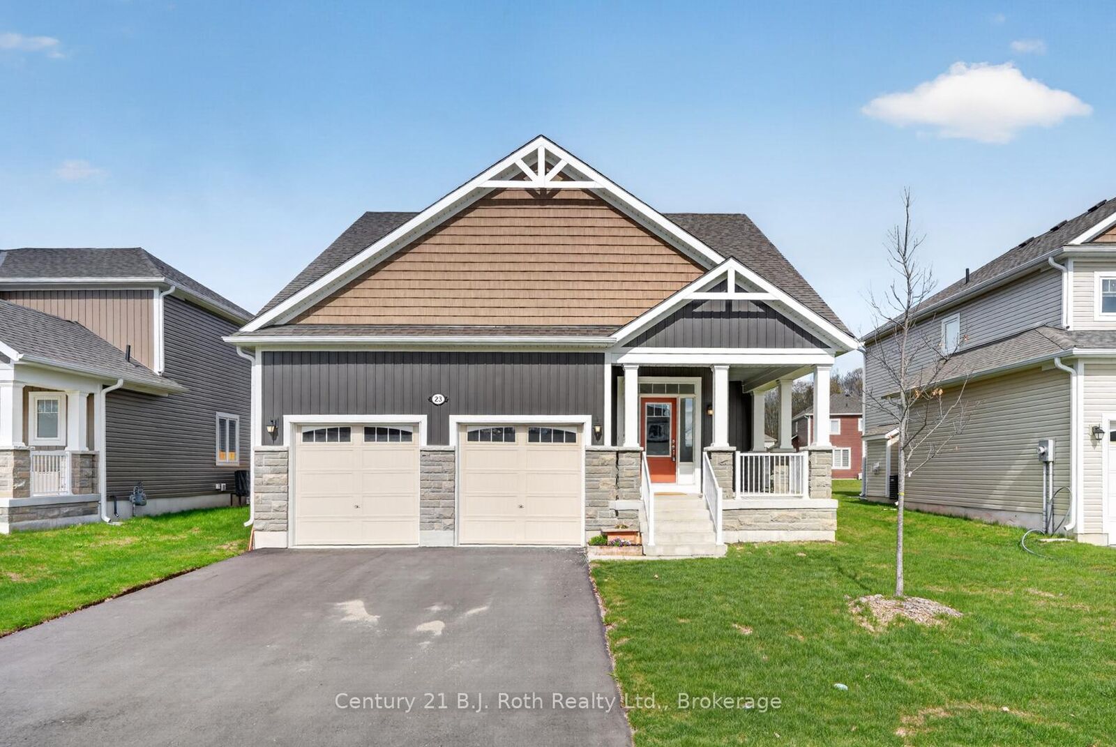 Property Photo:  23 Chambery Street  ON P1L 0N4 
