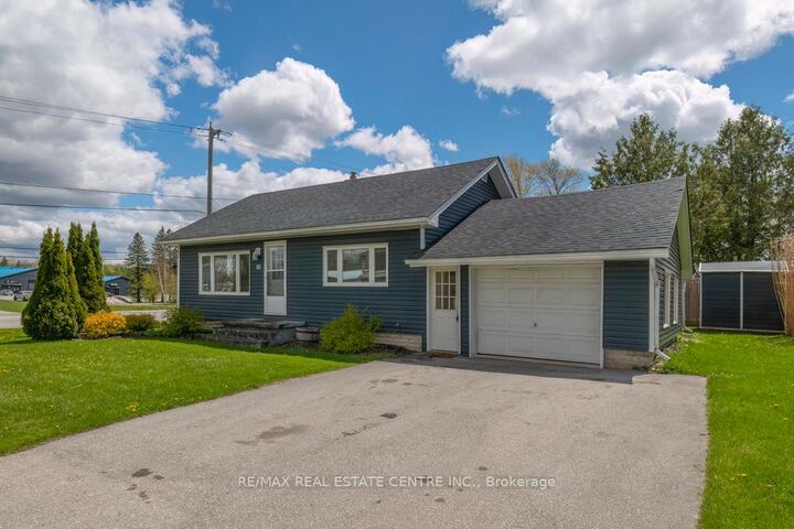 Property Photo: 111 Elizabeth Street W ON N0G 1R0