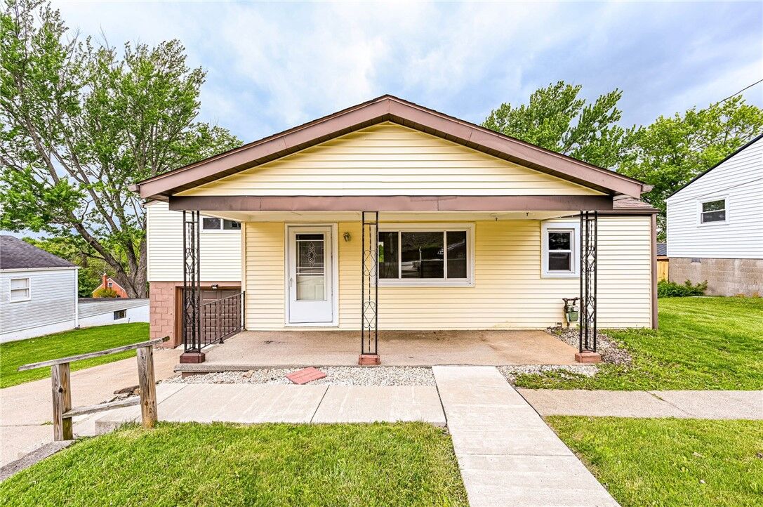 Property Photo: 2320 Guffey Road PA 15642