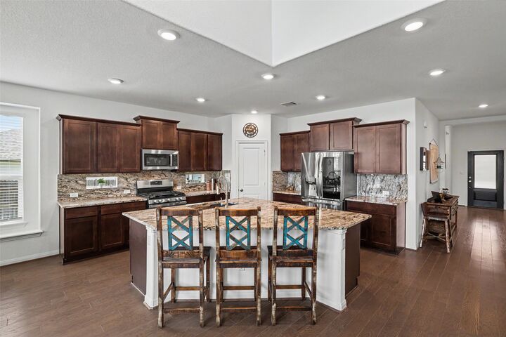 Property Photo: 114 Fortuna Court TX 78642