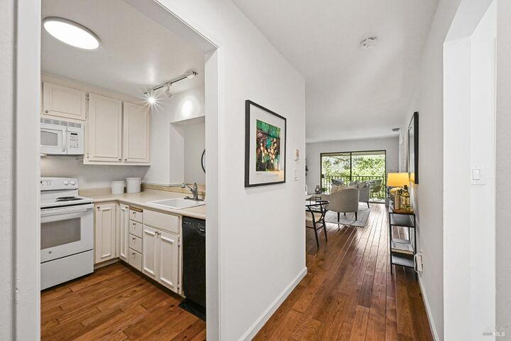 Property Photo:  616 Via Casitas  CA 94904 
