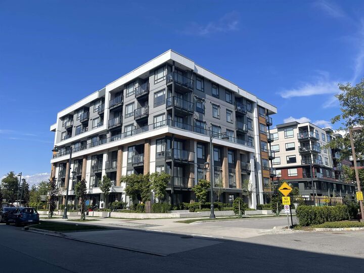 10778 138 Street 210 — photo 1