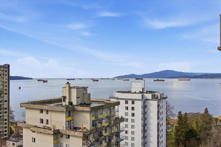 Property Photo:  1251 Cardero Street 1608  BC V6G 2H9 