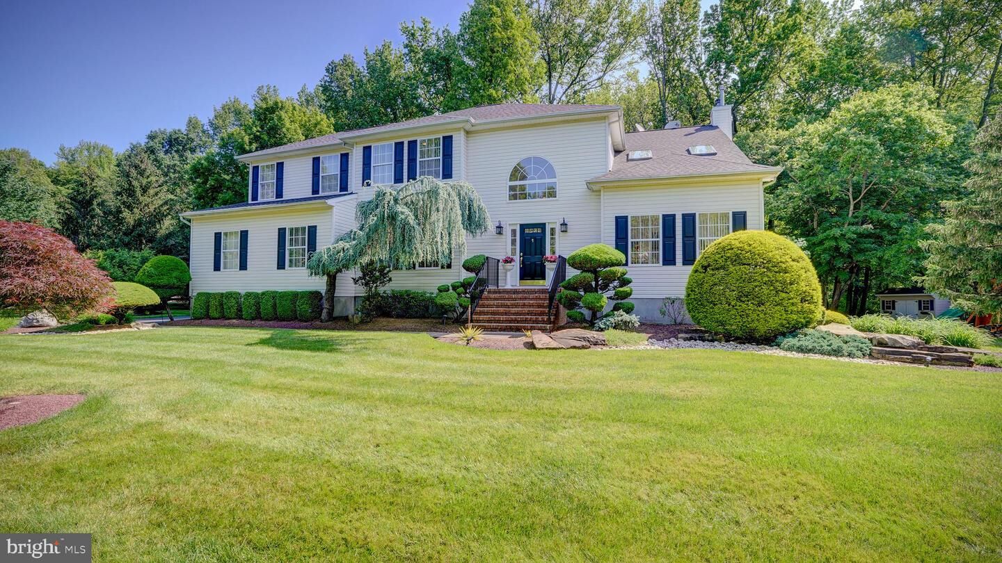 Property Photo:  1 Sylvia Way  NJ 08691 