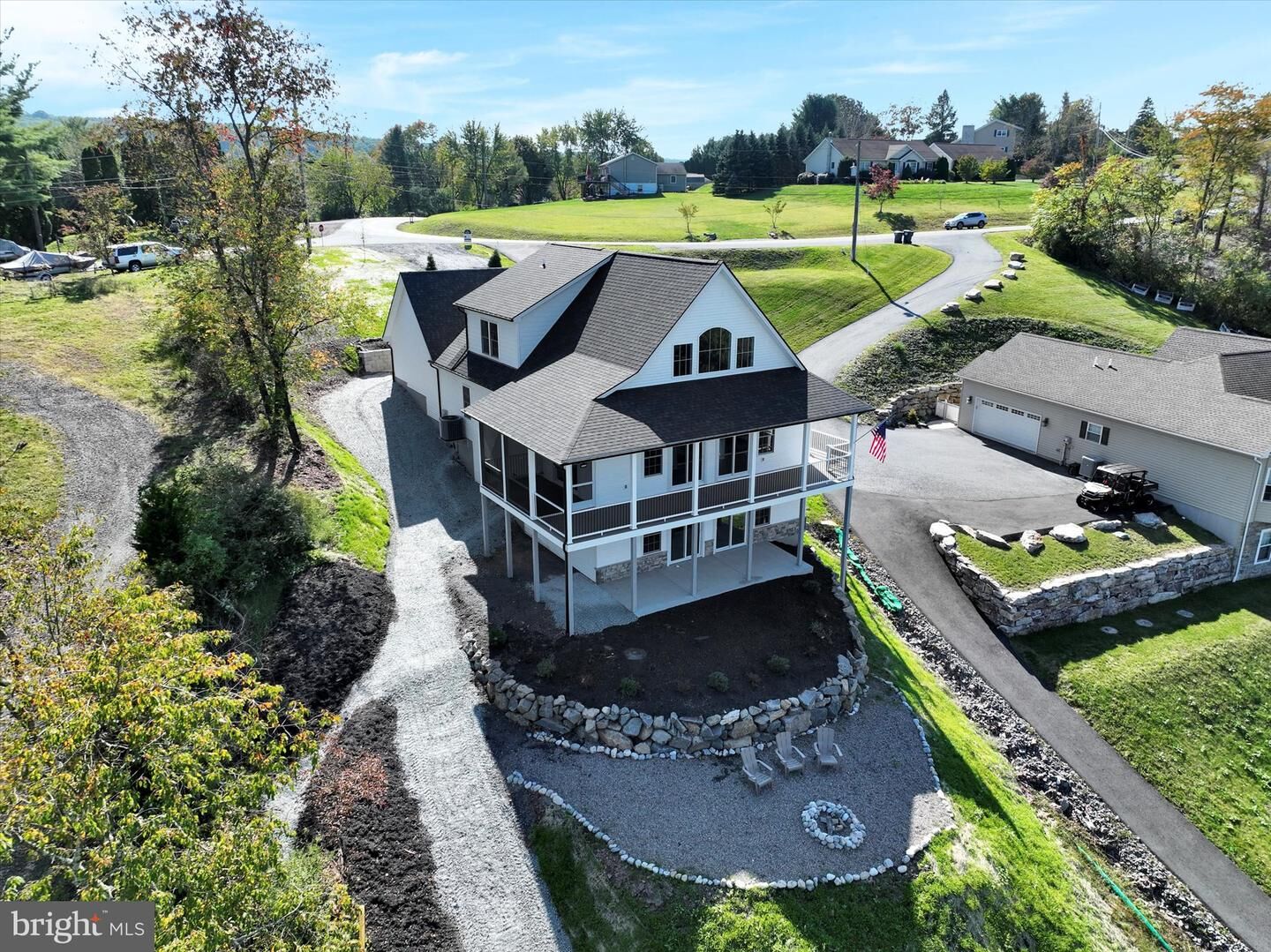 Property Photo:  1527 Pinto Cove  PA 17922 