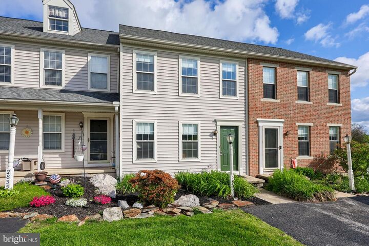 Property Photo:  2833 Woodmont Drive  PA 17404 