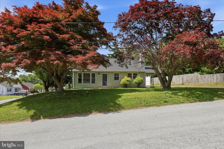 Property Photo: 900 Orange Street PA 17113