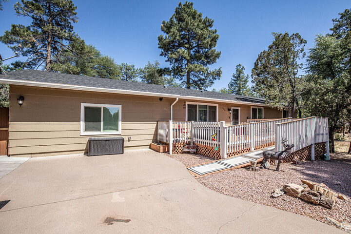 Property Photo:  606 S Mud Springs Road  AZ 85541 