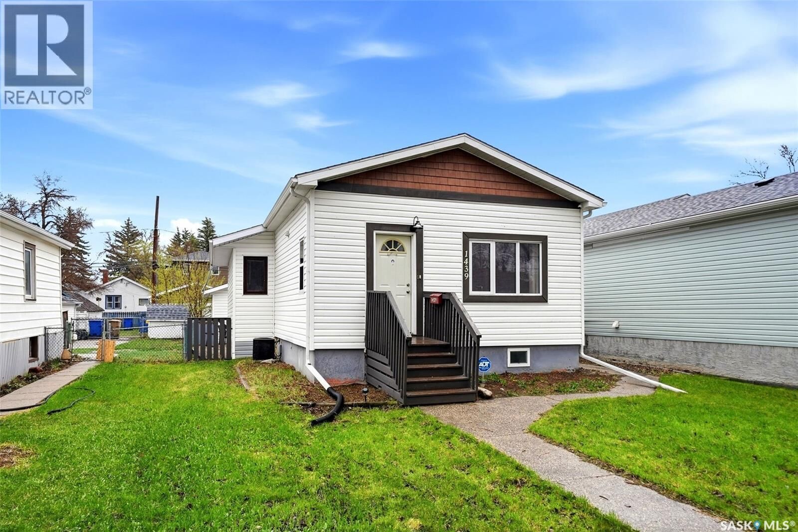 Property Photo:  1439 Forget Street  SK S4T 4Y4 