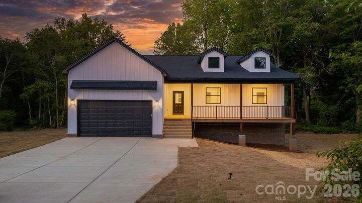 Property Photo:  47 Tennyson Drive  NC 28681 
