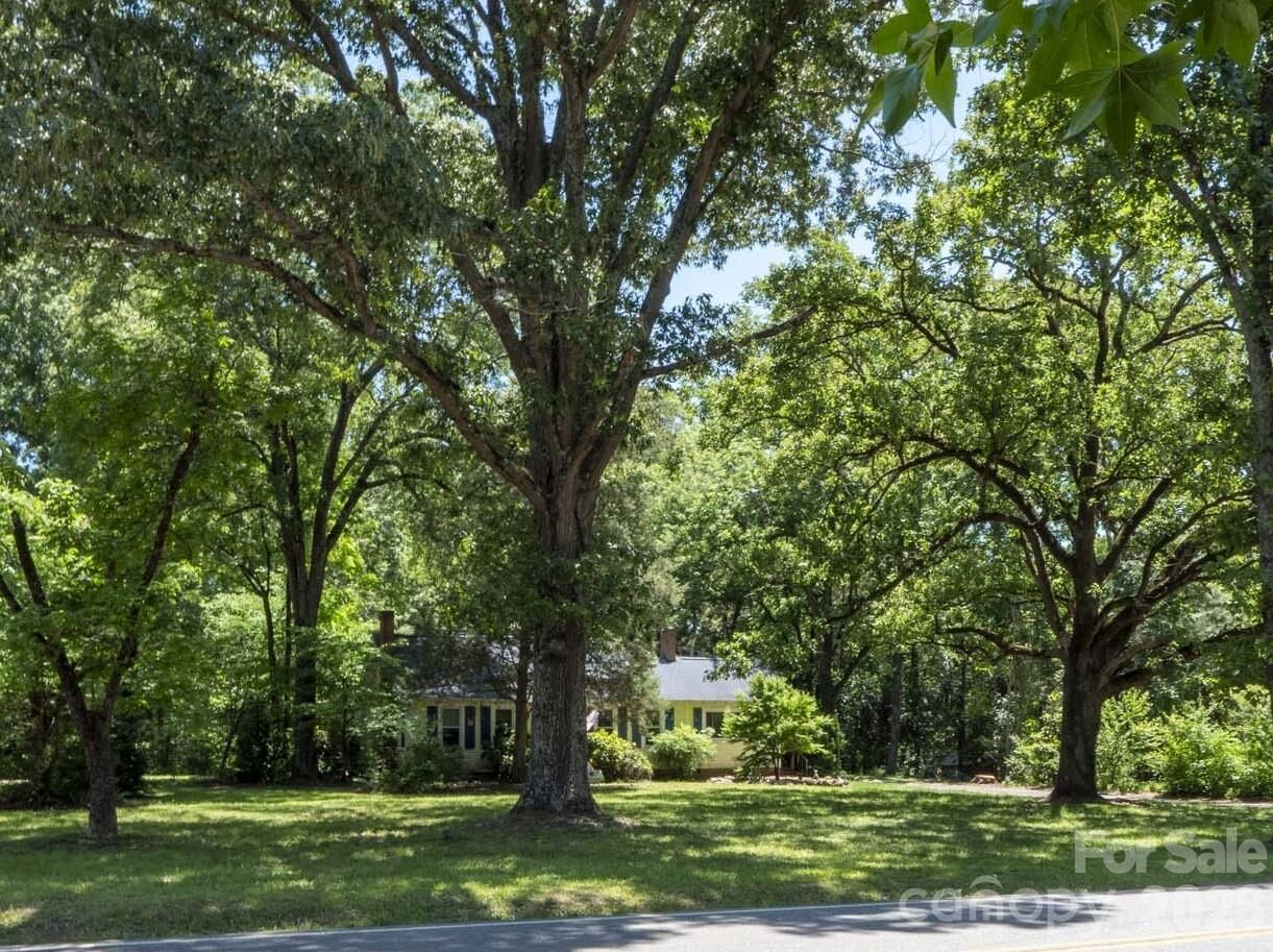 Property Photo: 5219 Crow Road NC 28112