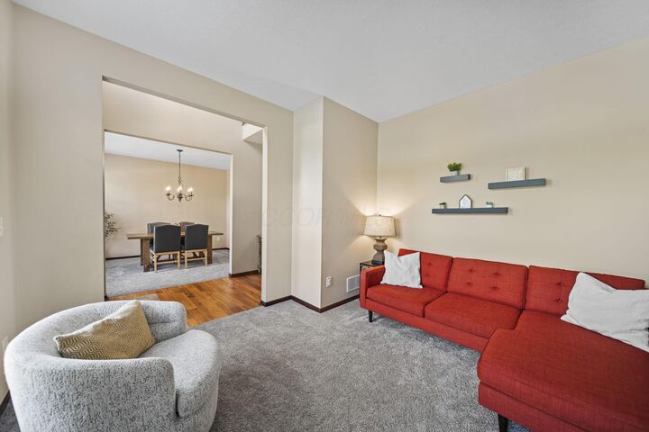 Property Photo:  6199 Beringer Drive  OH 43082 