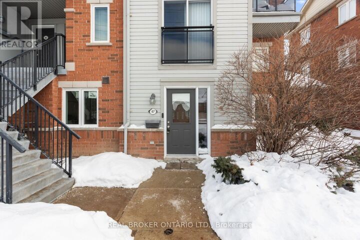 Property Photo:  4620 Guildwood Way 67  ON L5R 4H4 